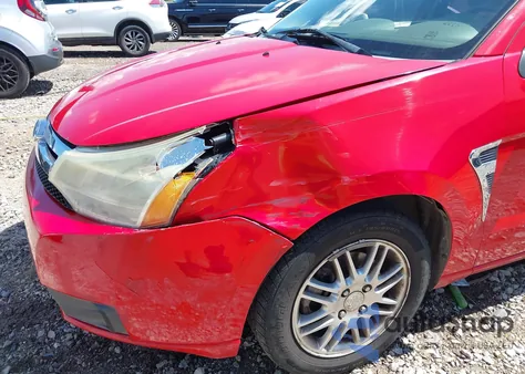 2008 Ford Focus Se z USA, uszkodzony, nr VIN 1FAHP35N88W109339